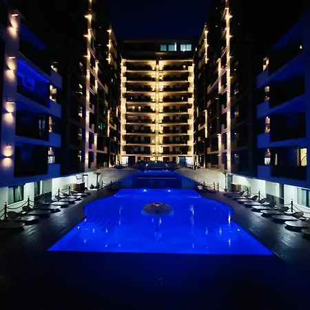 Apartment With Sea View & Pool Acces
