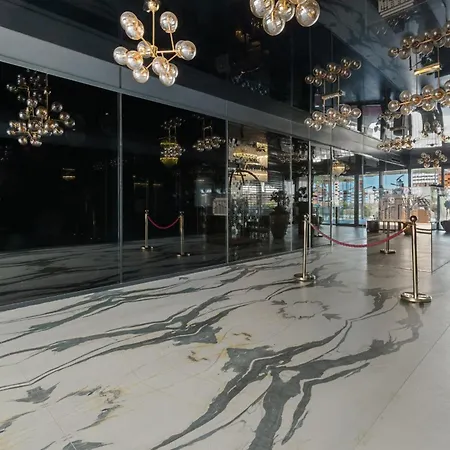 With Sea View & Pool Acces شقة